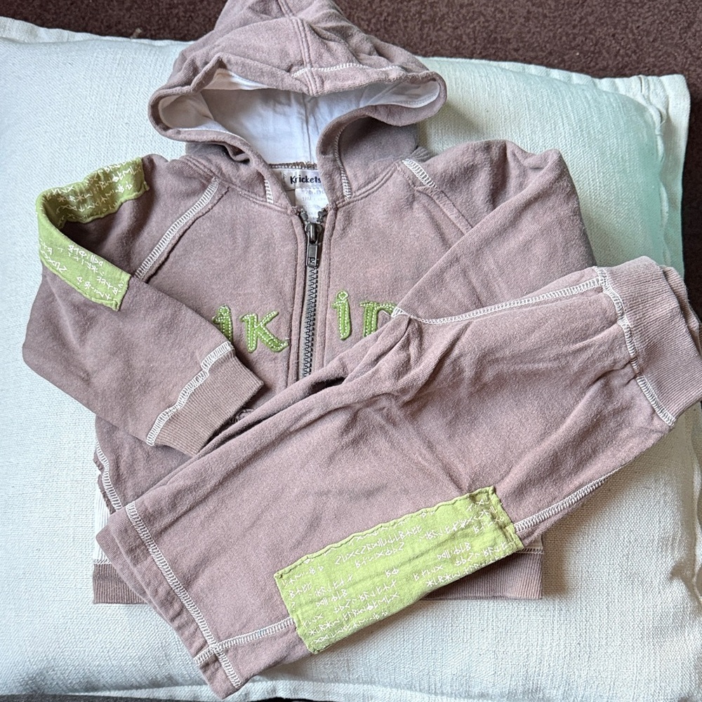Adorable Kids Hoodie and Pants Set in brown and Green